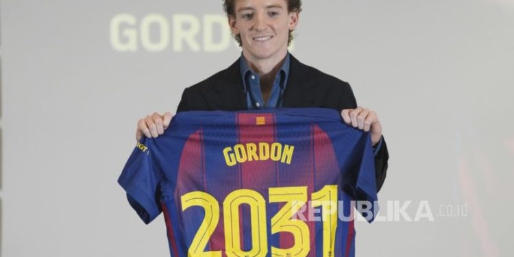 Barcelona resmi datangkan Anthony Gordon, bayar Newcastle Rp1,45 triliun