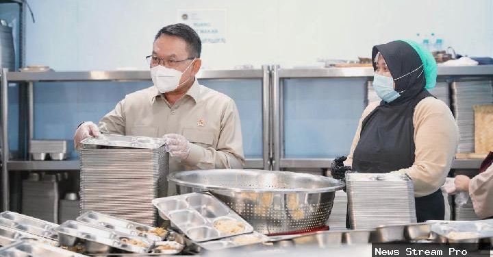 Jual beli titik dapur MBG salah satu faktor dicopotnya Dadan