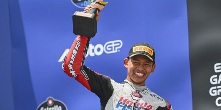 Ulasan balap impresif Veda Ega Pratama di Moto3: Crash di AS, rekor di Jerez, dan sejarah di Brasil
