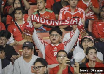 Antusias suporter dukung timnas U-19 di Piala AFF, rela datang dari jauh