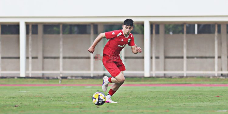 John Herdman titip Mathew Baker ke Kevin Diks, minta dididik gaya Bundesliga