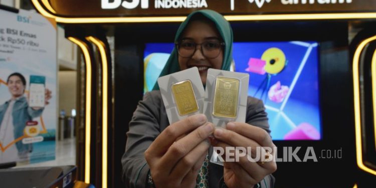 Harga emas Antam merosot 10 ribu per gram pada Selasa
