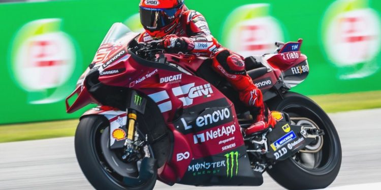 Hasil FP2 MotoGP Hungaria 2026: Marc Marquez tercepat, Pedro Acosta bikin KTM ancam dominasi Ducati